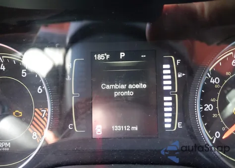 2015 Jeep Cherokee Latitude из США, поврежденный, VIN 1C4PJMCS2FW563783